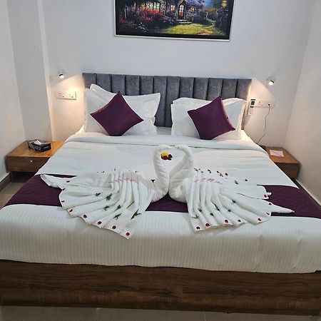 Pearl Residency Hotell Ayoor Eksteriør bilde