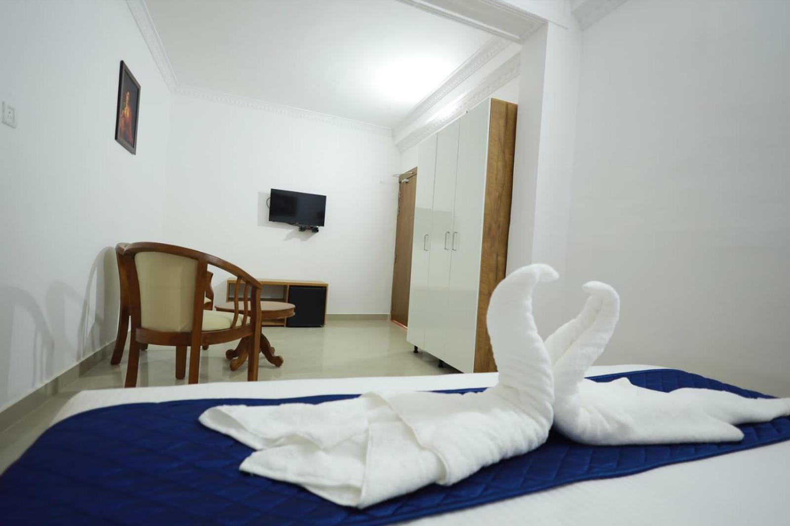 Pearl Residency Hotell Ayoor Eksteriør bilde